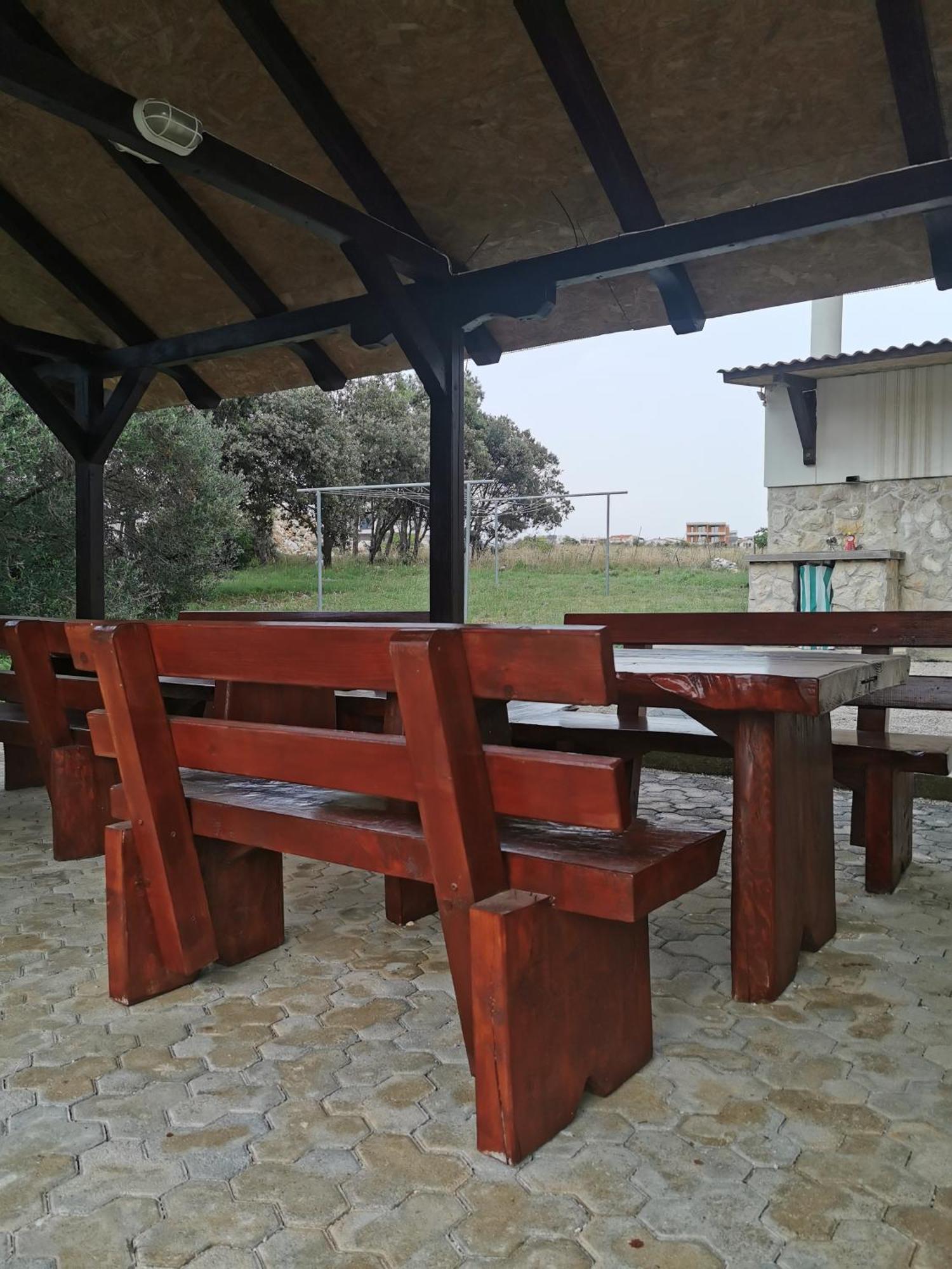Apartments Riva Povljana Kültér fotó
