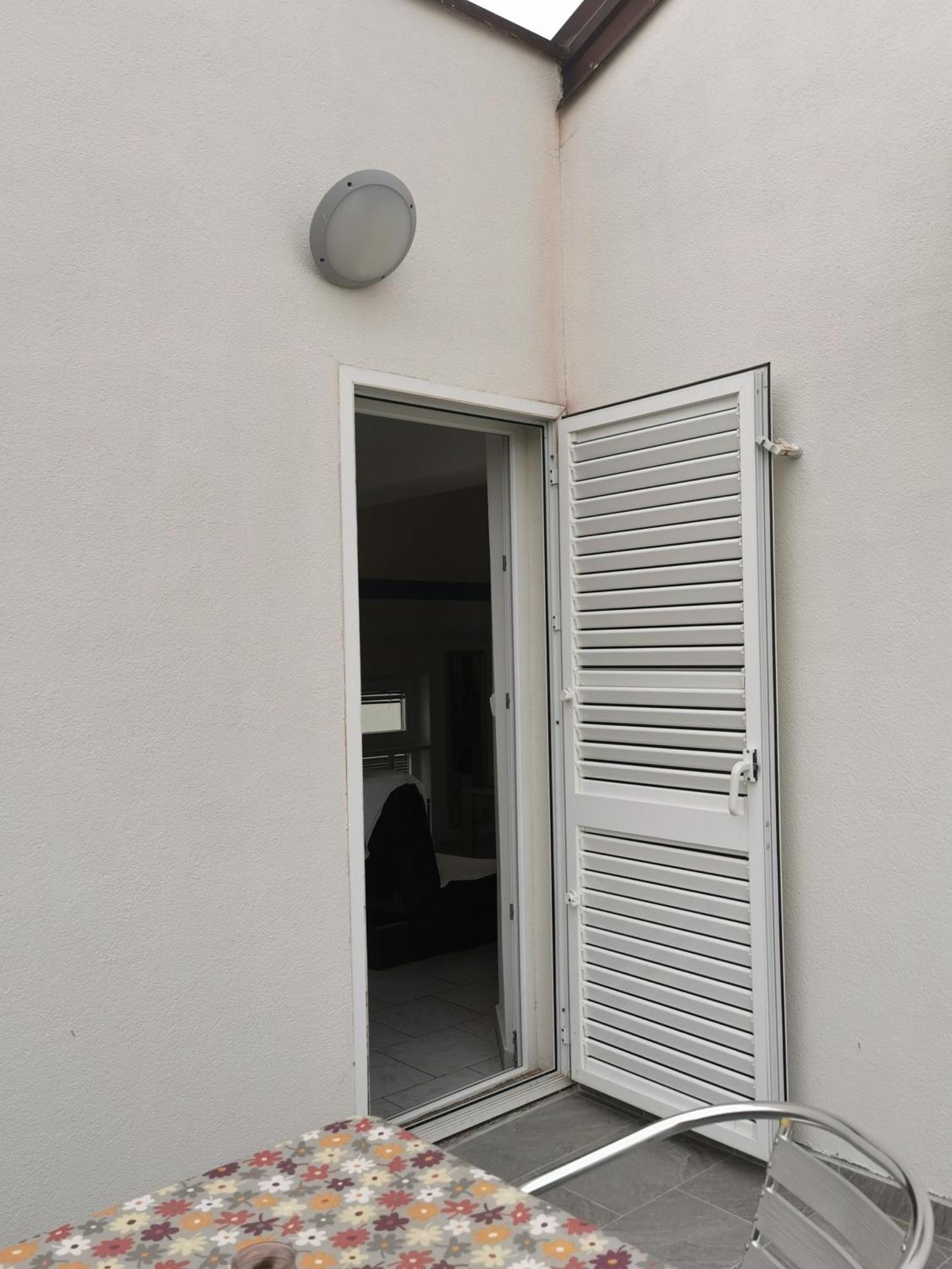 Apartments Riva Povljana Kültér fotó