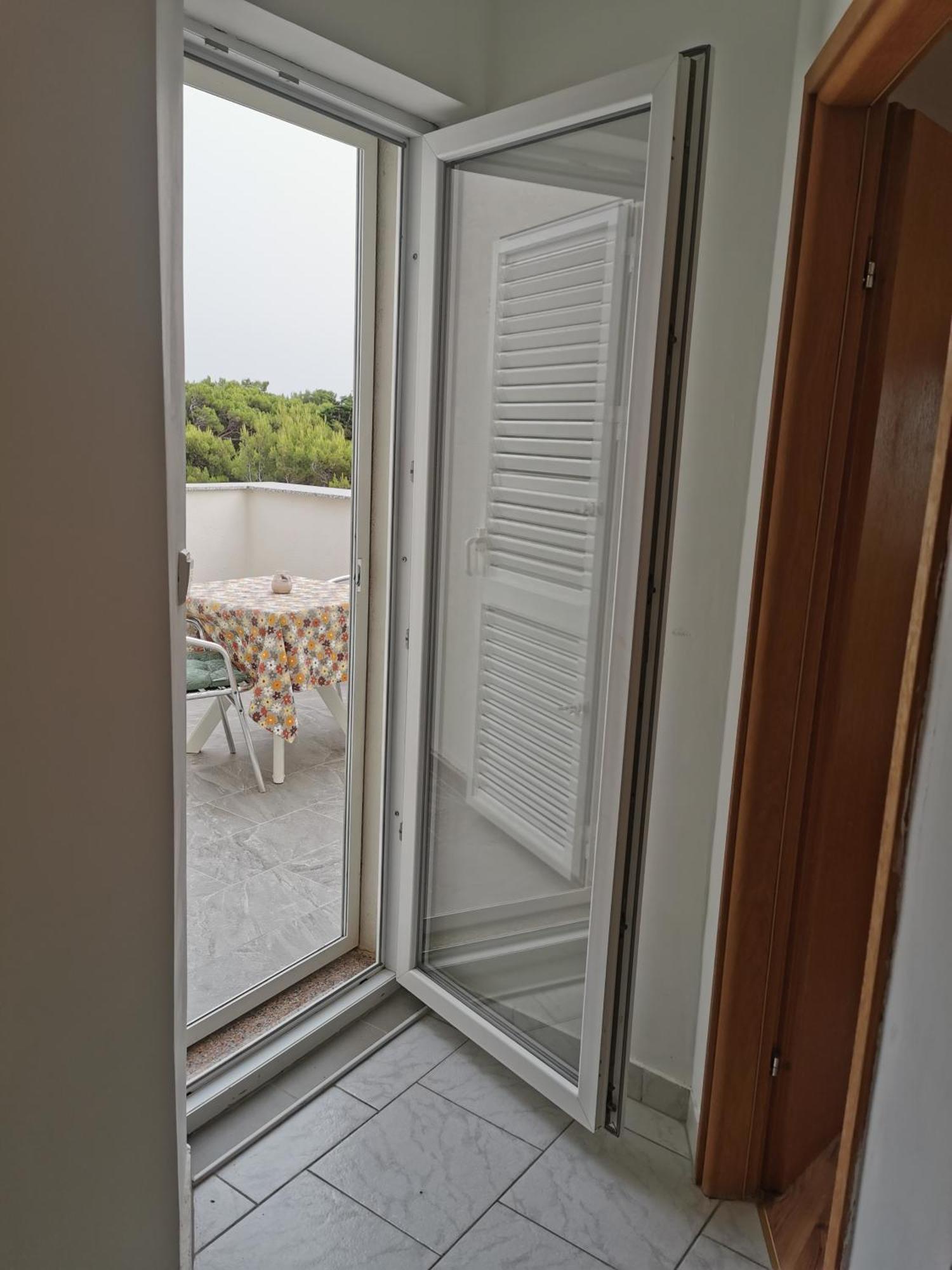 Apartments Riva Povljana Kültér fotó