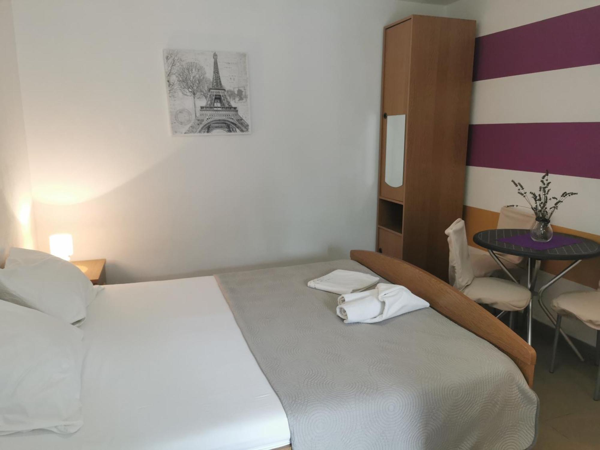 Apartments Riva Povljana Kültér fotó